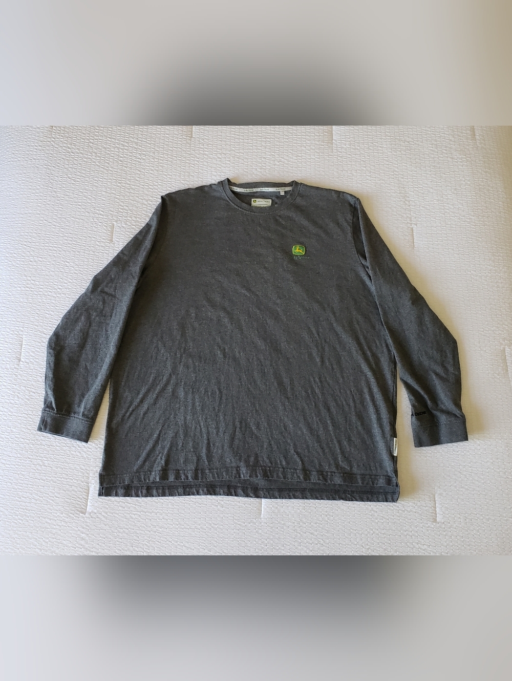 JOHN DEERE Men's Long-Sleeved Embroidered Logo T-Shirt (XXL) Gray/Yellow